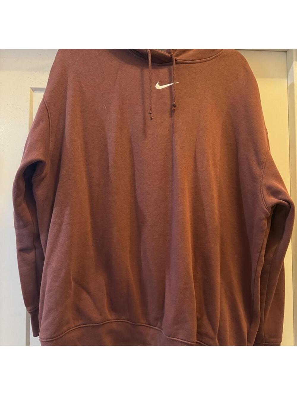 Nike Women's Burgundy and Brown Sweatshirt